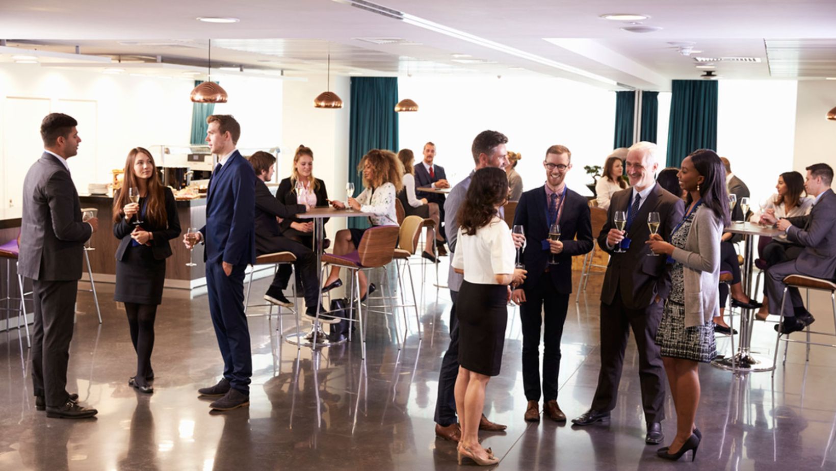 Eventos empresariales en 2026: Del networking masivo a la hiper-personalización.